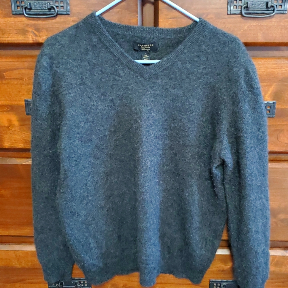 Cashmere Club Room Luxury Cashmere sweater